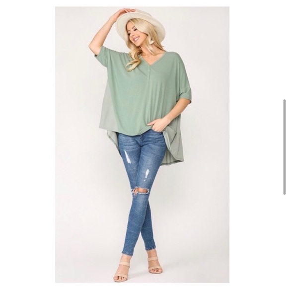 Green V Neck High Low Blouse - Picture 4 of 7